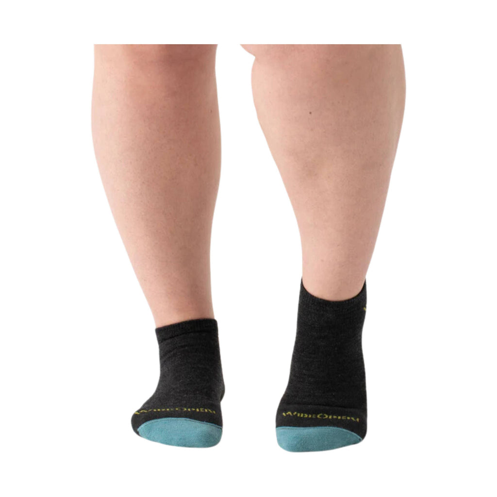 Wide Open Women's Solid Cushioned No Show Socks - Charcoal - Lenny's Shoe & Apparel