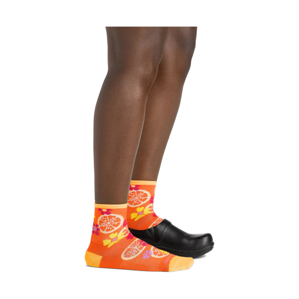 Darn Tough Vermont Women's Fruit Stand Shorty Lightweight Lifestyle Sock - Grapefruit - Lenny's Shoe & Apparel