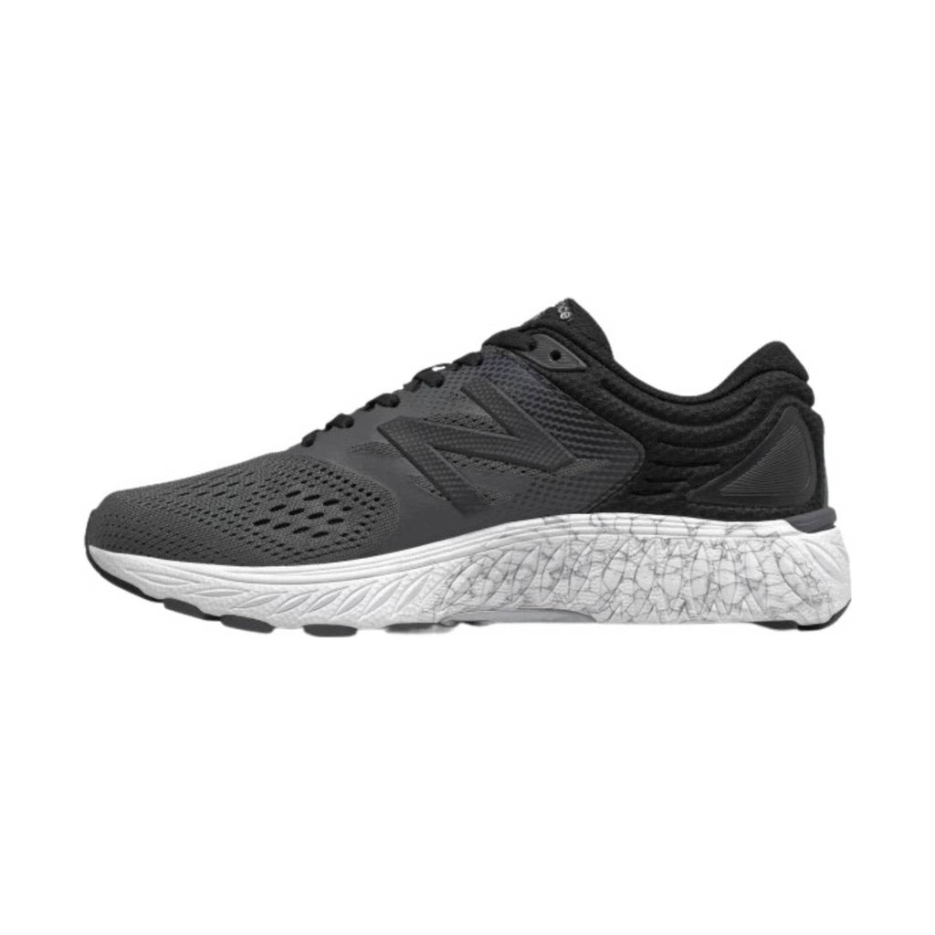 New Balance Women's 940v4 Running Shoe - Black - Lenny's Shoe & Apparel